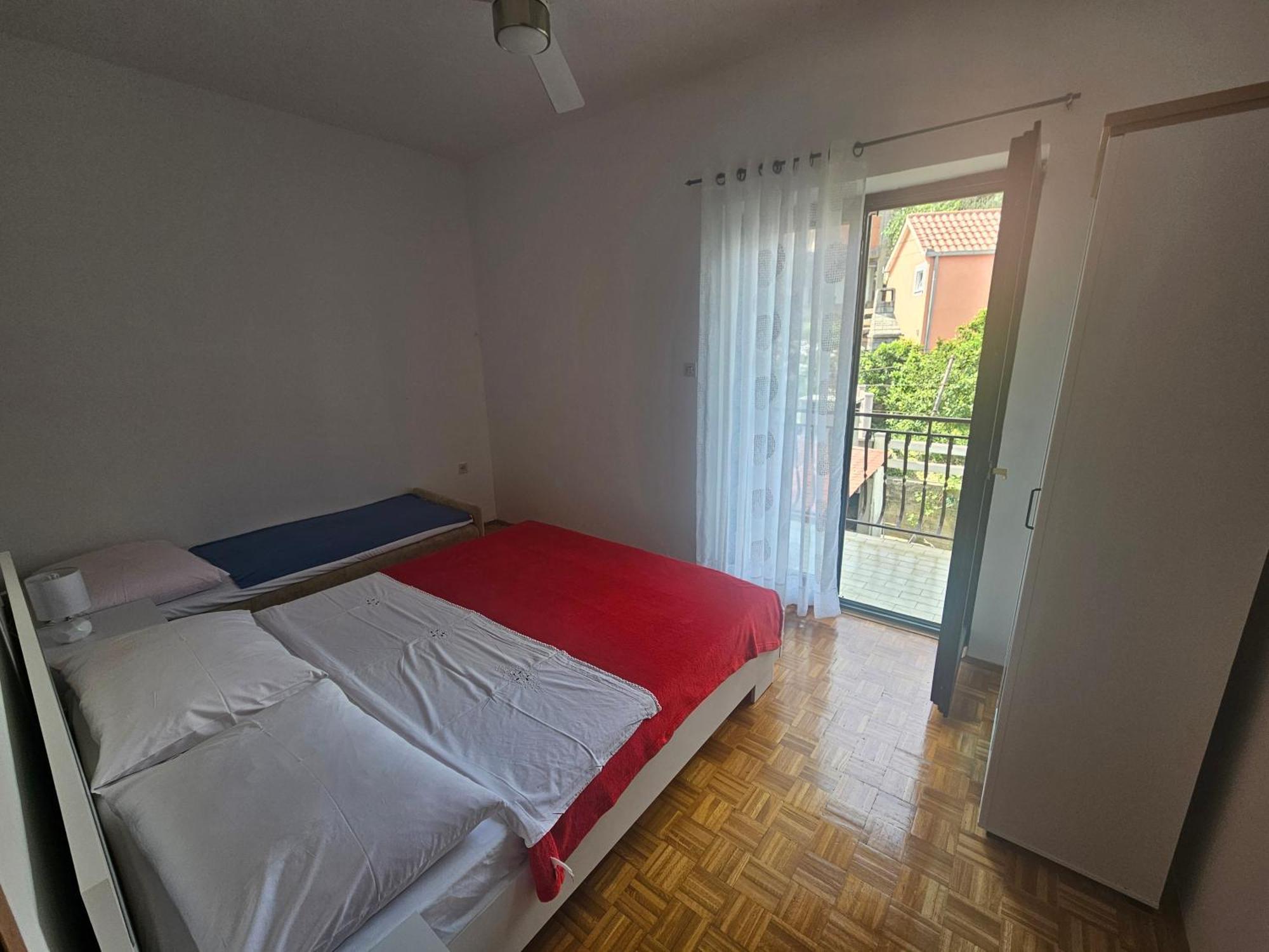 Anna Apartment Marina Bagian luar foto
