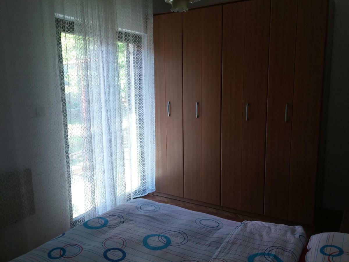 Anna Apartment Marina Bagian luar foto