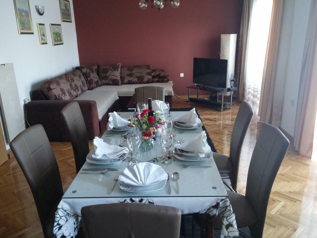 Anna Apartment Marina Bagian luar foto