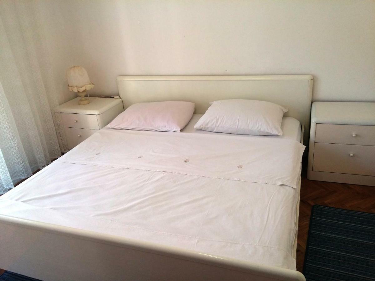 Anna Apartment Marina Bagian luar foto