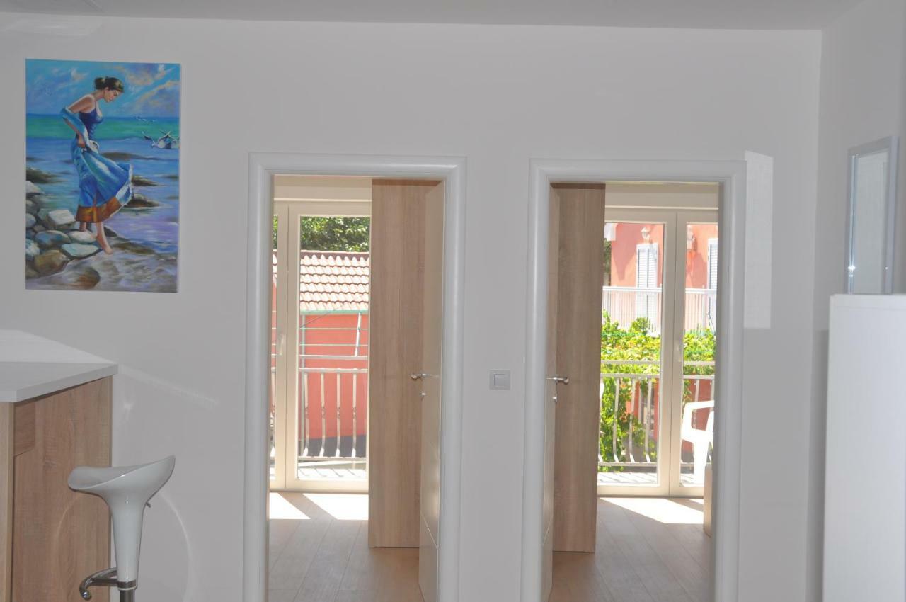 Anna Apartment Marina Bagian luar foto