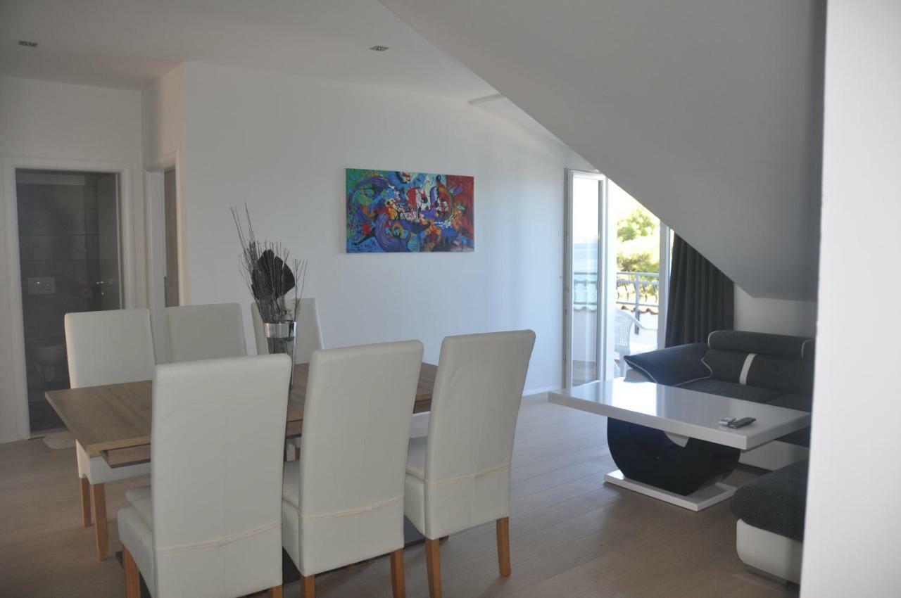 Anna Apartment Marina Bagian luar foto